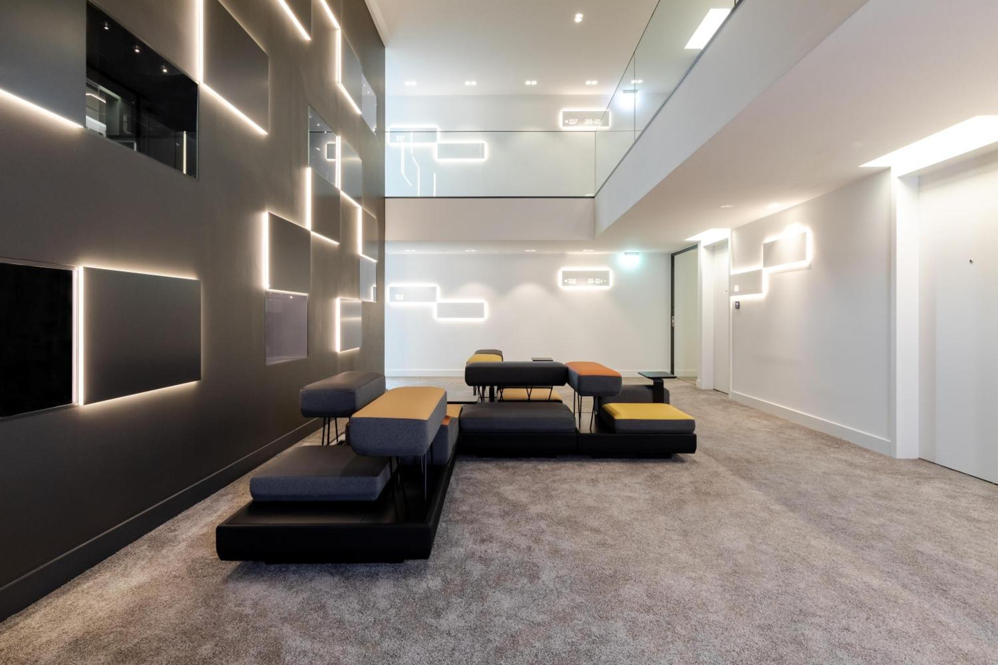 Kpm Hotel & Residences 柏林 外观 照片 The interior of the building