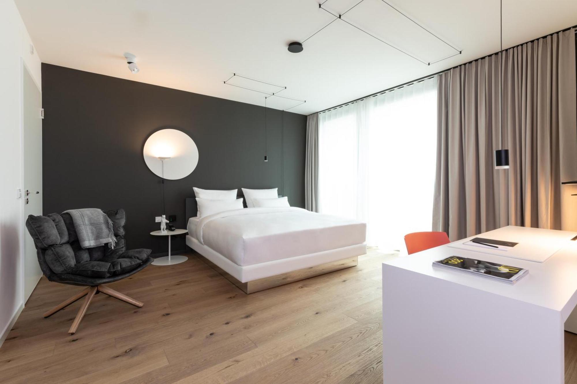 Kpm Hotel & Residences 柏林 外观 照片 A room at the hotel