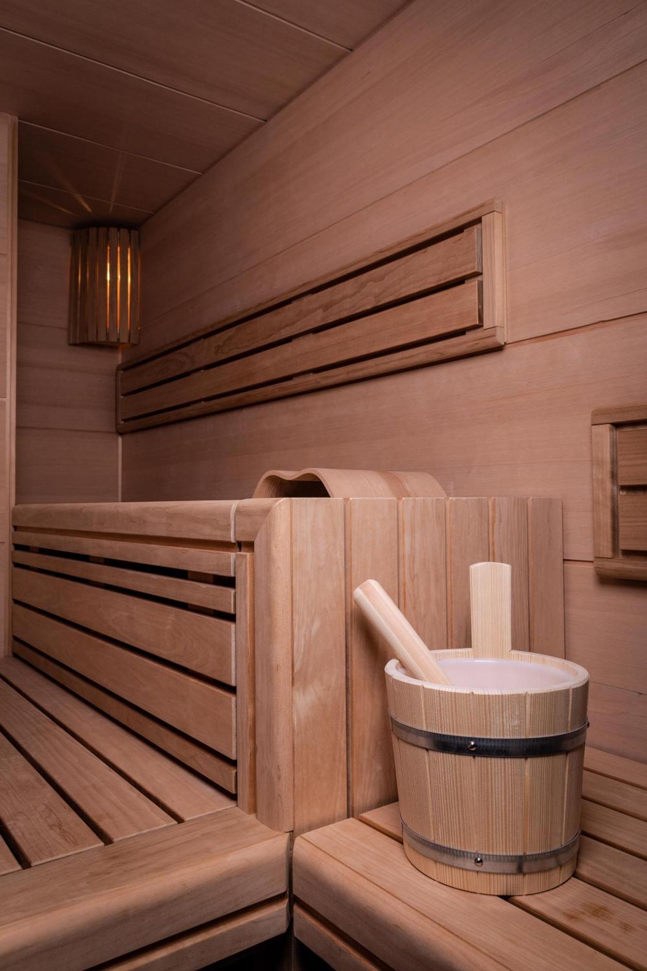 Kpm Hotel & Residences 柏林 外观 照片 A modern Finnish sauna