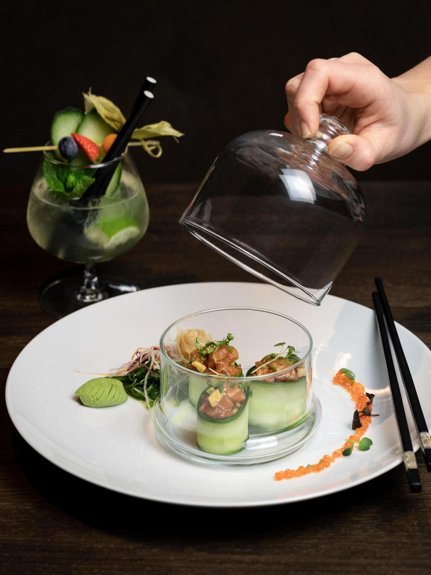 Kpm Hotel & Residences 柏林 外观 照片 A glass cloche